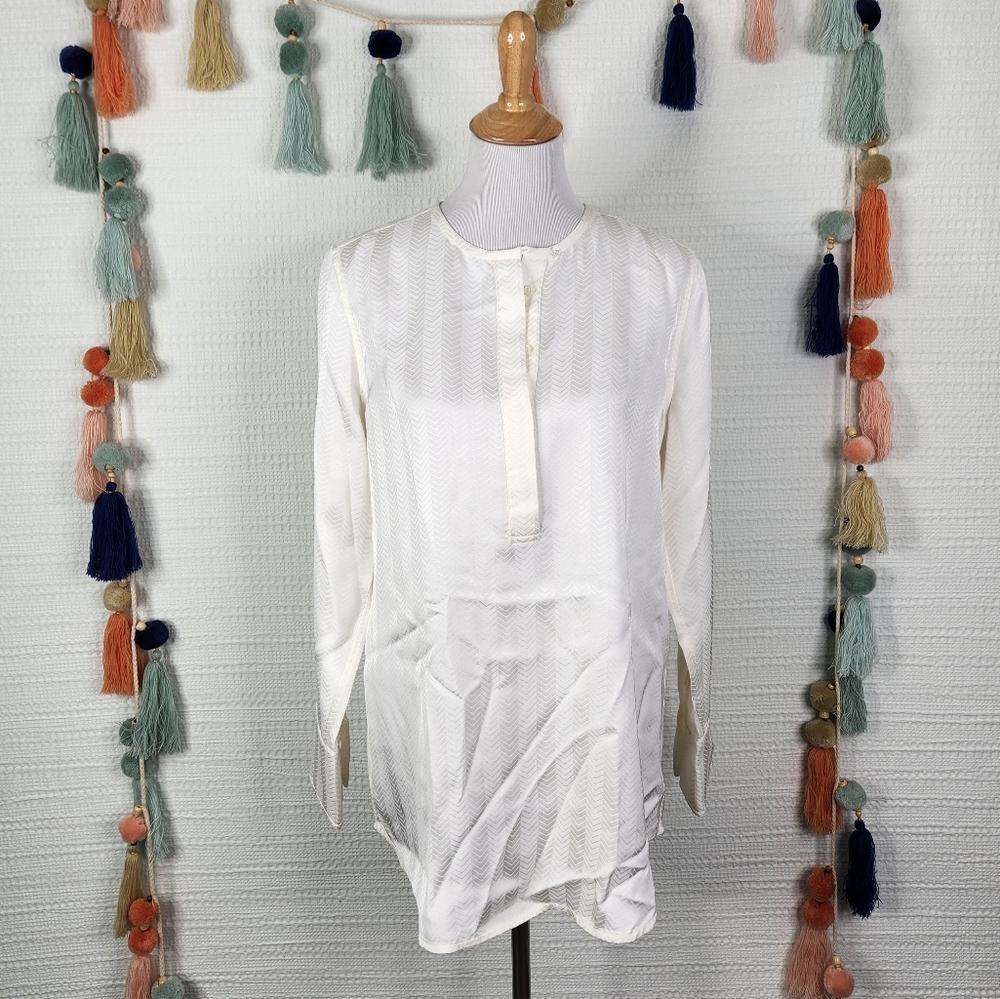 Equipment Chevron Collarless Blouse